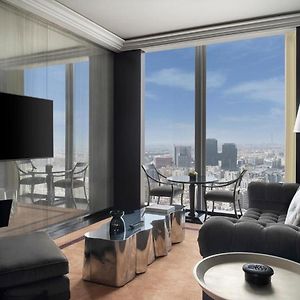 Urban King Room
